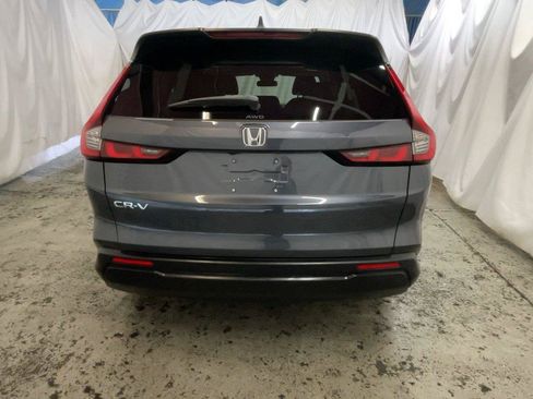Certified 2025 Honda CR-V EX image 8