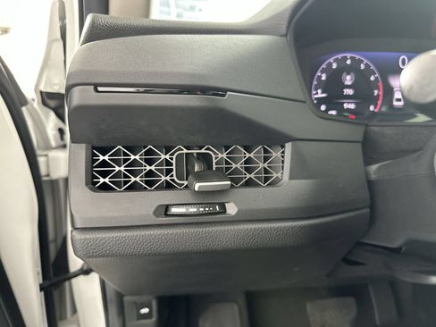 Used 2025 Honda Accord SE image 18