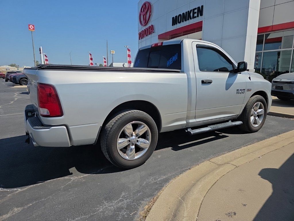 Used 2014 RAM 1500 Express RWD image 7