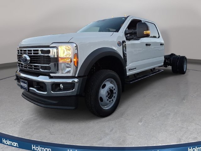 New 2026 Ford F550 4x4 Crew Cab image 1