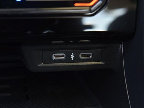New 2026 Volkswagen Jetta SE FWD image 16
