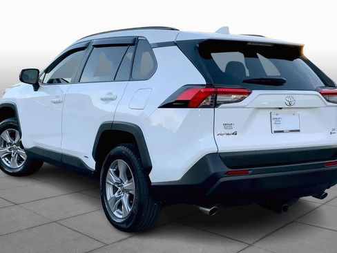 Used 2025 Toyota RAV4 LE image 12