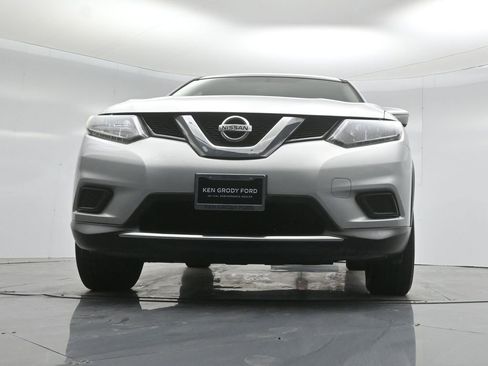 Used 2014 Nissan Rogue S image 43