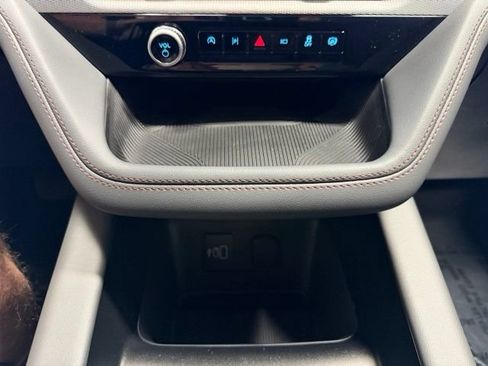 New 2026 Ford Explorer Active AWD/4WD image 38