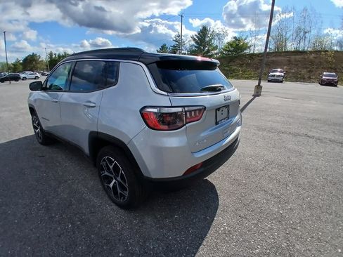 New 2026 Jeep Compass Limited AWD/4WD image 8