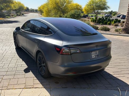 Used 2018 Tesla Model 3 Long Range image 4