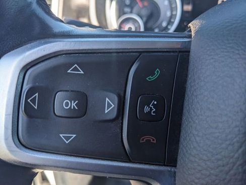 Used 2020 RAM 1500 Big Horn AWD/4WD image 19