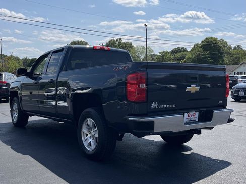 Used 2019 Chevrolet Silverado 1500 LT AWD/4WD image 3