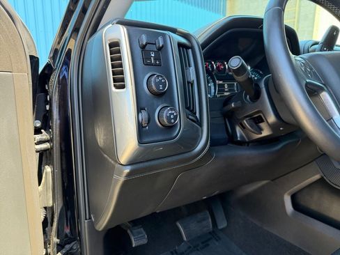 Used 2015 Chevrolet Silverado 2500 LTZ w/ Duramax Plus Package AWD/4WD image 19