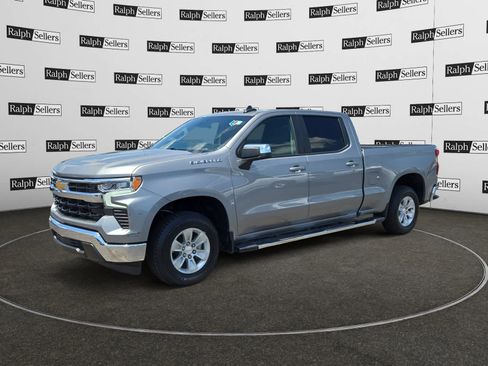 Used 2024 Chevrolet Silverado 1500 LT w/ Protection Package image 2