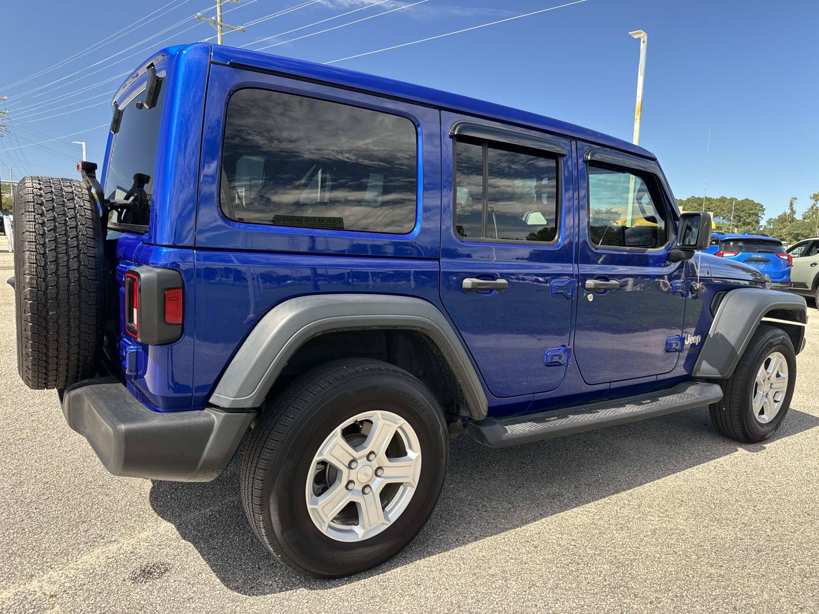 Used 2020 Jeep Wrangler Unlimited Sport S w/ Sun And Sound Package AWD/4WD image 4