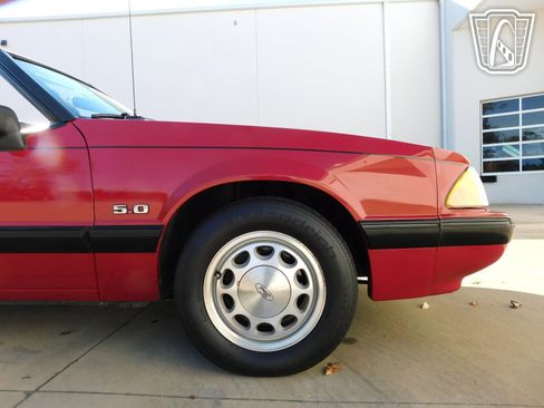 Used 1989 Ford Mustang LX image 33