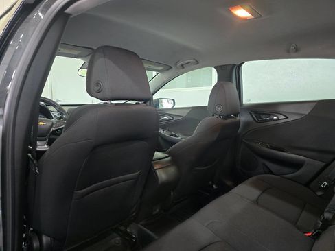 Used 2017 Chevrolet Malibu LS FWD image 24