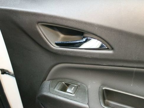 Used 2024 Chevrolet Equinox RS w/ LPO, Floor Liner Package AWD/4WD image 13