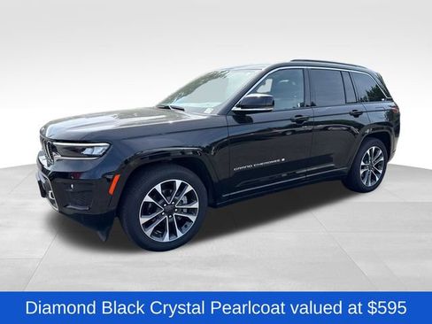 New 2025 Jeep Grand Cherokee Overland AWD/4WD image 3