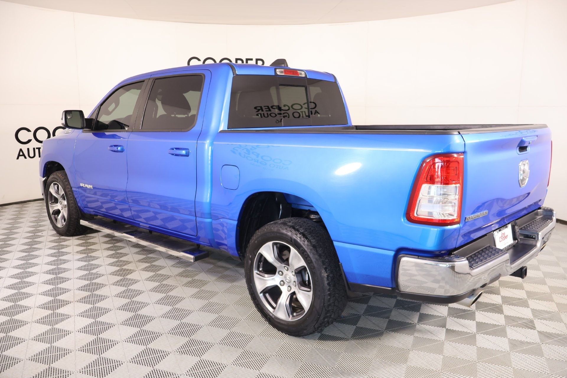 Used 2021 RAM 1500 2WD Crew Cab image 21
