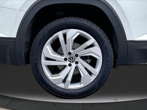 Used 2023 Volkswagen Atlas SE FWD image 38