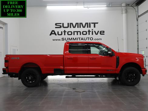 Used 2025 Ford F350 XLT w/ Black Appearance Package AWD/4WD image 1