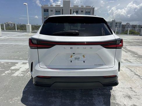 Certified 2025 Lexus NX 250 FWD w/ Towing Package (2000 Lbs) image 24