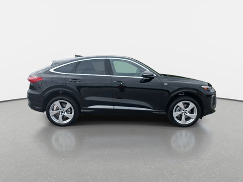 New 2025 Audi Q5 Premium Plus image 4