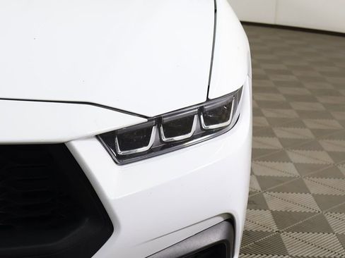 Used 2024 Ford Mustang Premium image 14