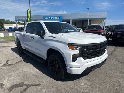 New 2026 Chevrolet Silverado 1500 Custom w/ Turbomax Blackout Package