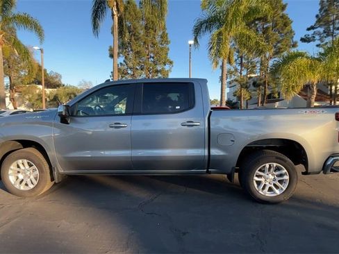 Used 2025 Chevrolet Silverado 1500 LT image 5