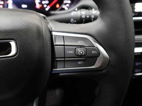 New 2026 Jeep Compass Latitude image 23