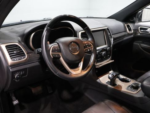 Used 2015 Jeep Grand Cherokee Overland w/ Advanced Technology Group image 18
