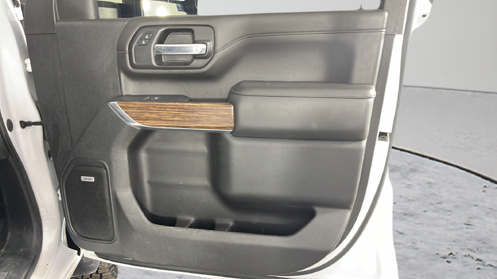 Used 2020 Chevrolet Silverado 3500 High Country w/ Technology Package AWD/4WD image 15