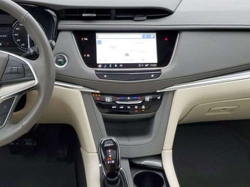 Used 2024 Cadillac XT5 Premium Luxury image 27