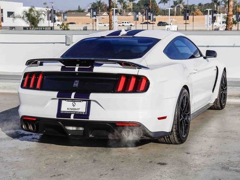 Used 2020 Ford Mustang Shelby GT350 w/ Technology Package image 9