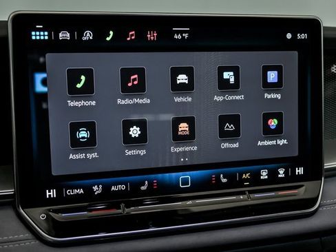 New 2026 Volkswagen Tiguan SE image 13