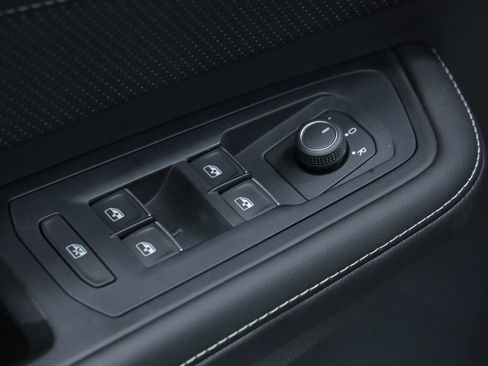 New 2026 Volkswagen Atlas SE FWD image 26