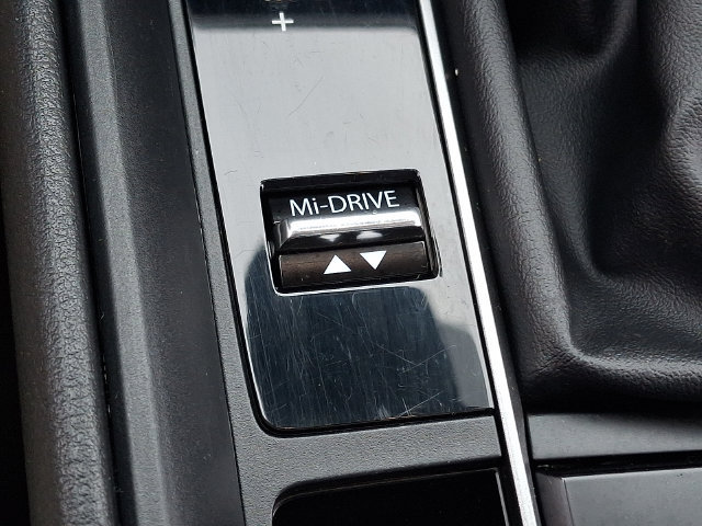 Used 2025 MAZDA CX-50 AWD 2.5 S w/ Premium Package image 25