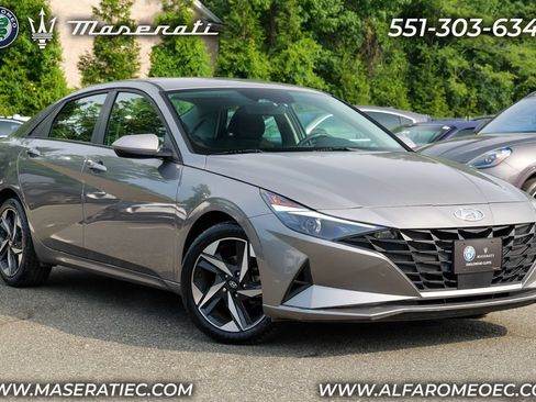 Used 2023 Hyundai Elantra SEL w/ Convenience Package FWD image 1