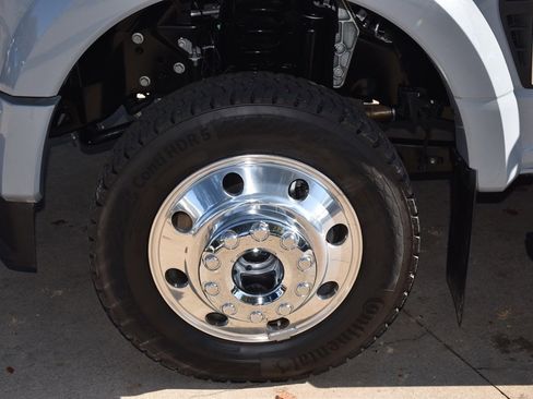 Used 2026 Ford F450 Platinum w/ Platinum Plus Package image 42