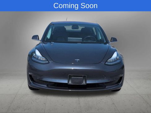 Used 2018 Tesla Model 3 Long Range RWD image 9