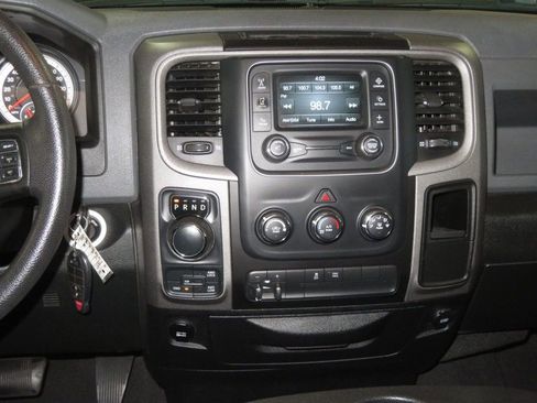 Used 2015 RAM 1500 Tradesman w/ Popular Equipment Group image 37