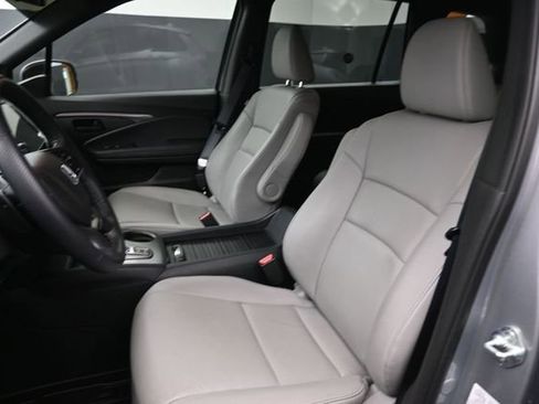 Used 2023 Honda Passport EX-L image 33