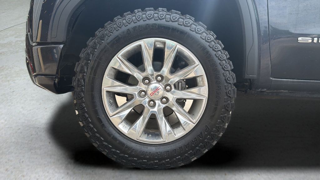 Used 2022 GMC Sierra 1500 SLT w/ SLT Premium Plus Package AWD/4WD image 14