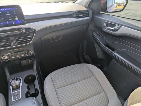 Used 2021 Ford Escape SE w/ Convenience Package image 17