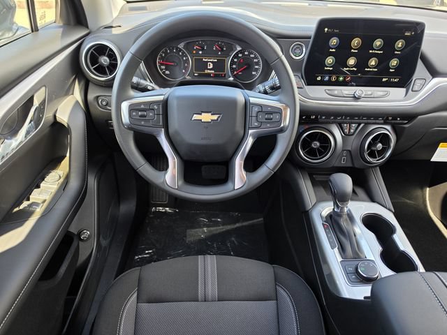 New 2026 Chevrolet Blazer LT w/ Convenience Package AWD/4WD image 10