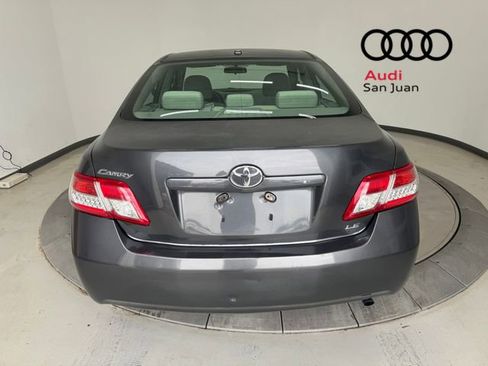 Used 2011 Toyota Camry LE FWD image 32