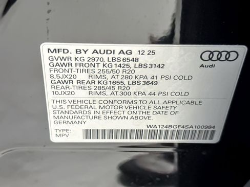 New 2025 Audi Q6 e-tron Premium Plus image 28