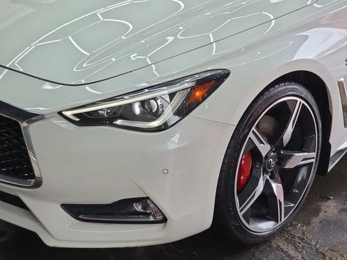 Used 2018 INFINITI Q60 Red Sport 400 w/ Pro Active Package image 22