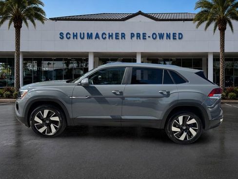 Certified 2026 Volkswagen Atlas Cross Sport SE FWD image 4