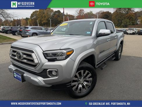Used 2022 Toyota Tacoma Limited image 1