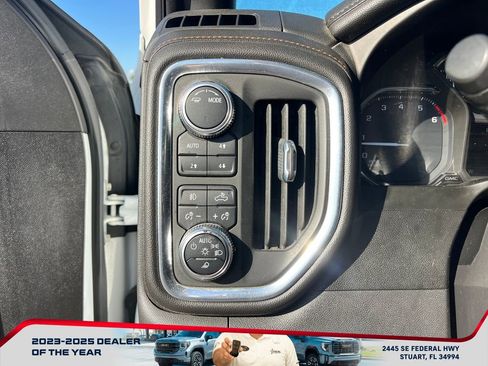 Used 2021 GMC Sierra 1500 AT4 image 24