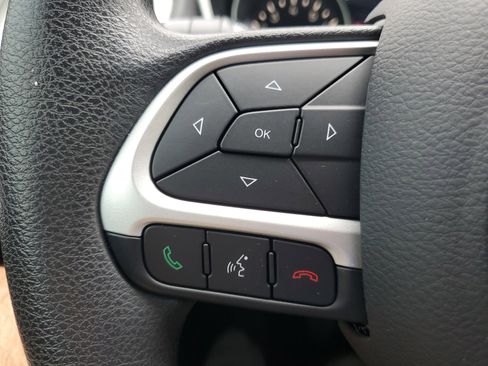 Used 2019 Jeep Compass Sport w/ Tech Group image 15